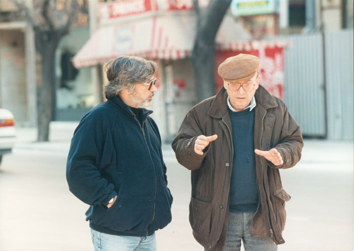 &nbsp;Theo&nbsp;Angelopoulos&nbsp;und&nbsp;Yorgos&nbsp;Arvanitis&nbsp;während&nbsp;Dreharbeiten&nbsp;zum&nbsp;Film&nbsp;«Die&nbsp;Ewigkeit&nbsp;und&nbsp;ein&nbsp;Tag»,&nbsp;Fotoreportage&nbsp;in&nbsp;Griechenland&nbsp;und&nbsp;im&nbsp;Ausland:&nbsp;Yanis&nbsp;Kiriakidis.