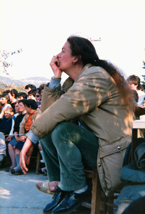 Phoebe&nbsp;Economopoulou&nbsp;und&nbsp;Mitarbeitende&nbsp;während&nbsp;der&nbsp;Dreharbeiten&nbsp;zum&nbsp;Film&nbsp;«Reise&nbsp;nach&nbsp;Kithera»,&nbsp;1983