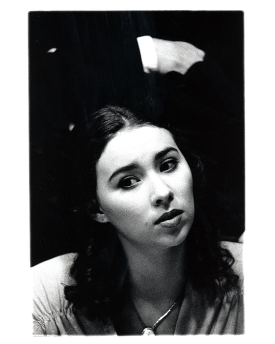 &nbsp;&nbsp;Η&nbsp;ηθοποιός&nbsp;…&nbsp;κατά&nbsp;τη&nbsp;διάρκεια&nbsp;των&nbsp;γυρισμάτων&nbsp;της&nbsp;ταινίας&nbsp;«Το&nbsp;βλέμμα&nbsp;του&nbsp;Οδυσσέα»,&nbsp;1995