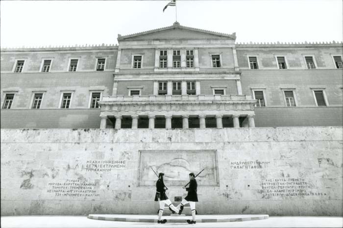 Photographie&nbsp;du&nbsp;film&nbsp;"Les&nbsp;Pas&nbsp;suspendu&nbsp;de&nbsp;la&nbsp;cigogne"