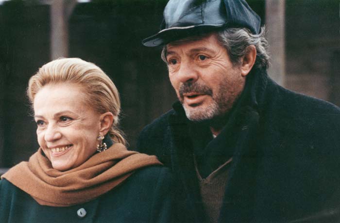 Marcello&nbsp;Mastroianni&nbsp;et&nbsp;Jeanne&nbsp;Moreau&nbsp;dans&nbsp;le&nbsp;film&nbsp;"Les&nbsp;Pas&nbsp;suspendu&nbsp;de&nbsp;la&nbsp;cigogne",&nbsp;Nikos&nbsp;Panayotopoulos&nbsp;