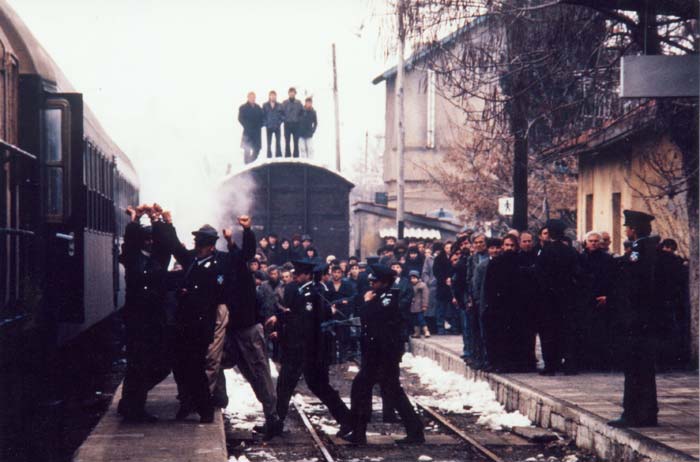 Photographie&nbsp;du&nbsp;film&nbsp;"Les&nbsp;Pas&nbsp;suspendu&nbsp;de&nbsp;la&nbsp;cigogne"