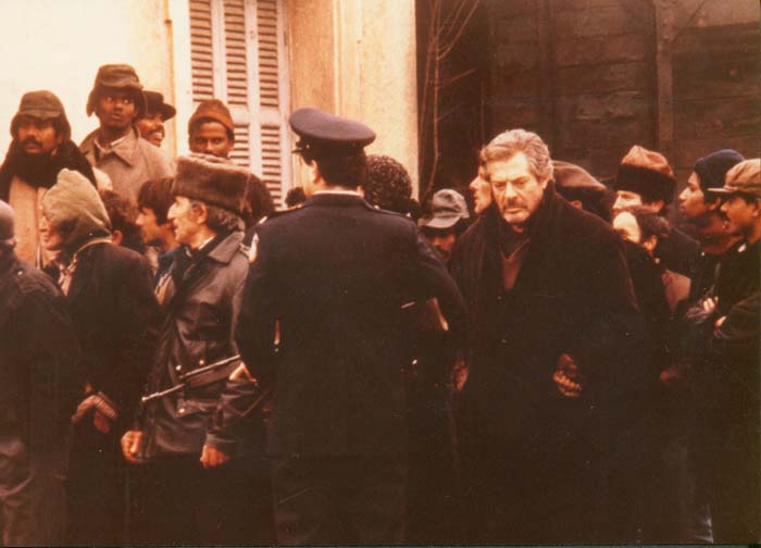 Marcello&nbsp;Mastroianni&nbsp;et&nbsp;d'autres&nbsp;acteurs&nbsp;dans&nbsp;le&nbsp;film&nbsp;"Les&nbsp;Pas&nbsp;suspendu&nbsp;de&nbsp;la&nbsp;cigogne"