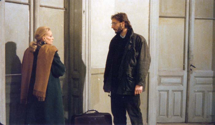 Gregory&nbsp;Karr&nbsp;et&nbsp;Jean&nbsp;Moreau&nbsp;dans&nbsp;le&nbsp;film&nbsp;"Les&nbsp;Pas&nbsp;suspendu&nbsp;de&nbsp;la&nbsp;cigogne"