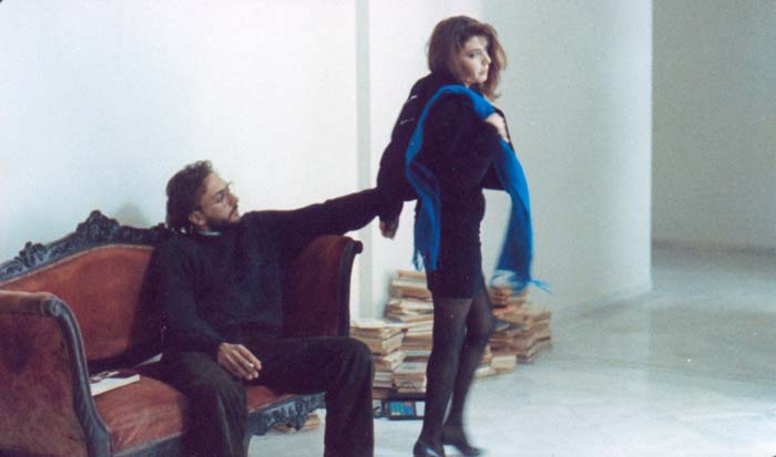 Gregory&nbsp;Karr&nbsp;et&nbsp;Nadia&nbsp;Mourouzi&nbsp;dans&nbsp;le&nbsp;film&nbsp;"Les&nbsp;Pas&nbsp;suspendu&nbsp;de&nbsp;la&nbsp;cigogne"