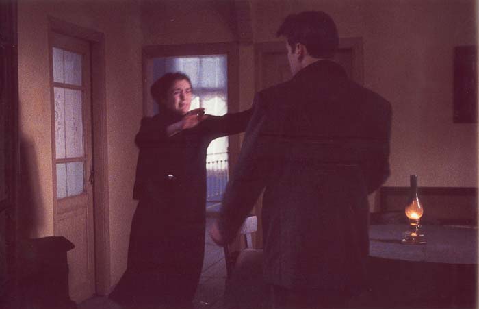 Nikos&nbsp;Poursanidis&nbsp;and&nbsp;Alexandra&nbsp;Aidini&nbsp;in&nbsp;the&nbsp;film&nbsp;"Trilogy&nbsp;I:&nbsp;The&nbsp;Weeping&nbsp;Meadow"