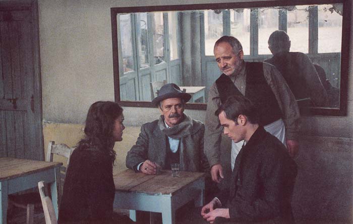 Yorgos&nbsp;Armenis,&nbsp;Nikos&nbsp;Poursanidis&nbsp;and&nbsp;Alexandra&nbsp;Aidini&nbsp;in&nbsp;the&nbsp;film&nbsp;"Trilogy&nbsp;I:&nbsp;The&nbsp;Weeping&nbsp;Meadow"