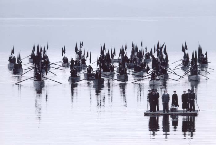 Nikos&nbsp;Poursanidis&nbsp;and&nbsp;Alexandra&nbsp;Aidini&nbsp;with&nbsp;other&nbsp;actors&nbsp;in&nbsp;the&nbsp;film&nbsp;"Trilogy&nbsp;I:&nbsp;The&nbsp;Weeping&nbsp;Meadow"