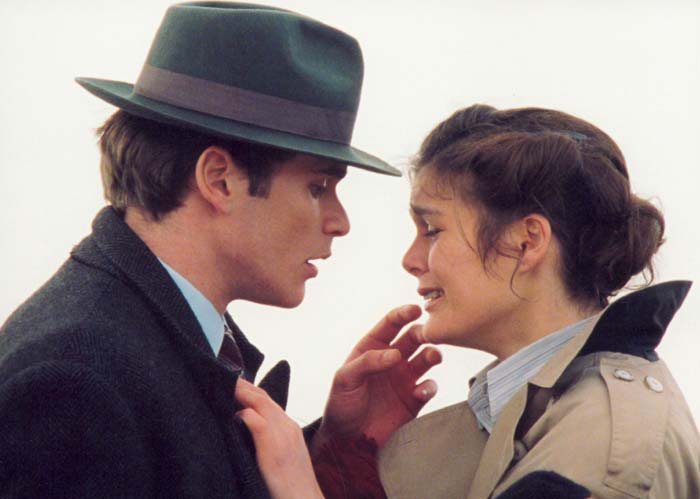 Alexandra&nbsp;Aidini&nbsp;and&nbsp;Nikos&nbsp;Poursanidis&nbsp;in&nbsp;the&nbsp;film&nbsp;"Trilogy&nbsp;I:&nbsp;The&nbsp;Weeping&nbsp;Meadow"