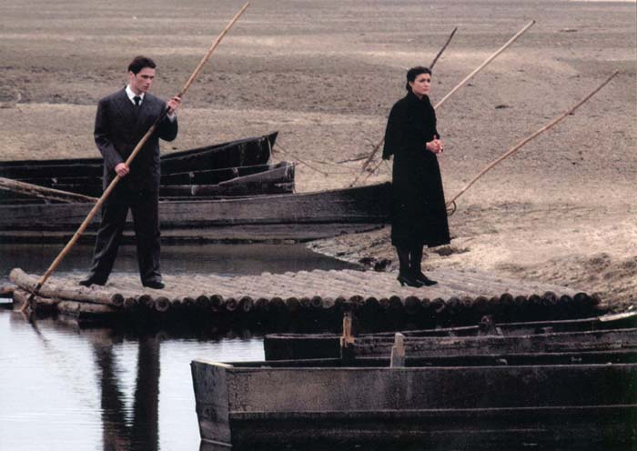 Alexandra&nbsp;Aidini&nbsp;and&nbsp;Nikos&nbsp;Poursanidis&nbsp;in&nbsp;the&nbsp;film&nbsp;"Trilogy&nbsp;I:&nbsp;The&nbsp;Weeping&nbsp;Meadow"